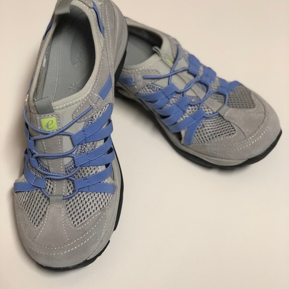 easy spirit explore shoes